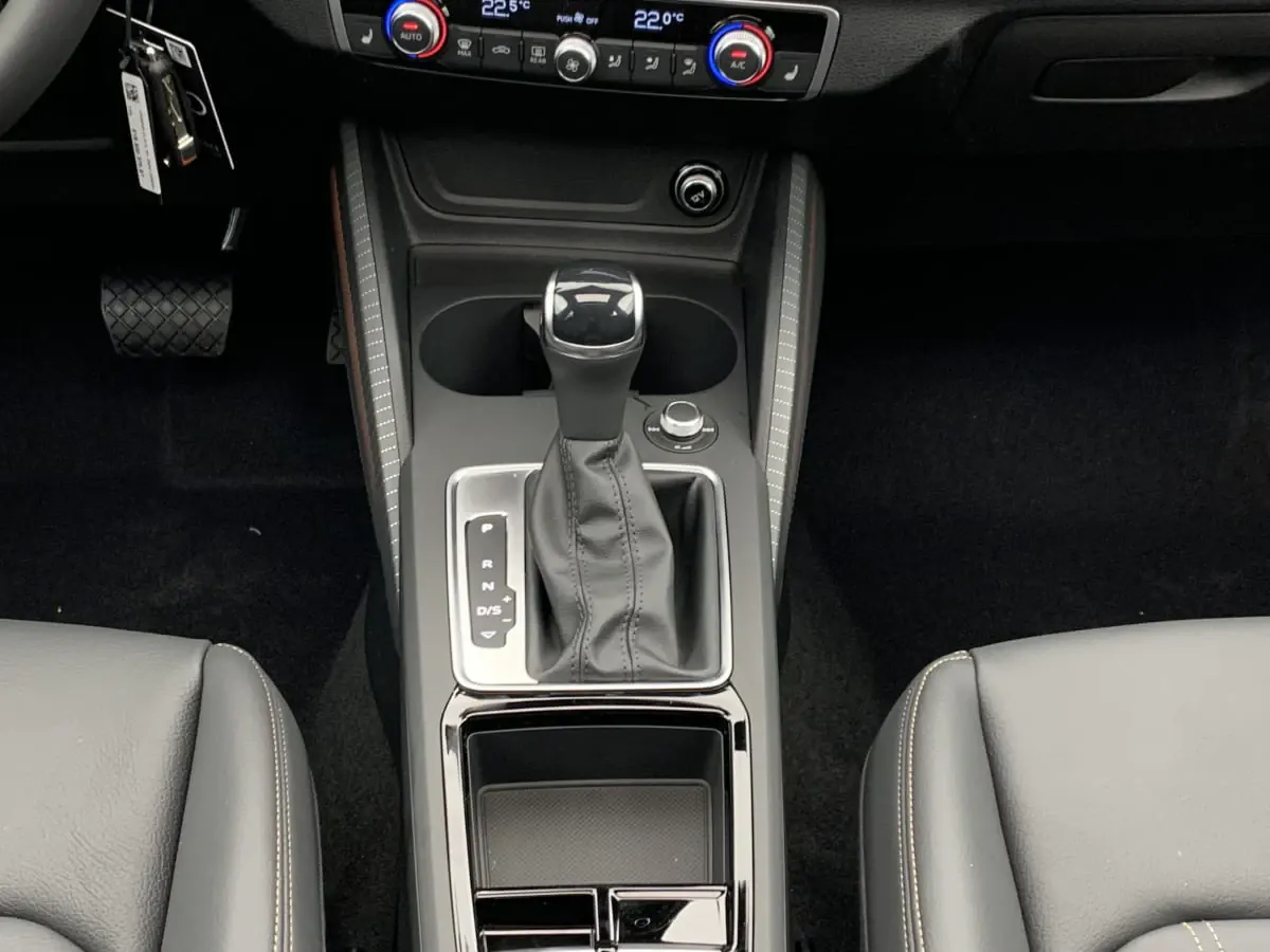 Audi Q2 Strasbourg vue 5 Audi Q2 en leasing sans apport à Strasbourg — vue 5