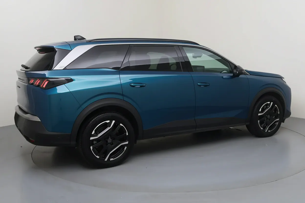 Peugeot 5008 en leasing sans apport à Strasbourg — vue 3